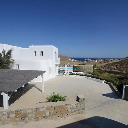 Stunning 4 Bedroom In فيلة *