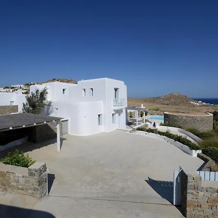 فيلة Stunning 4 Bedroom In كالافاتيس