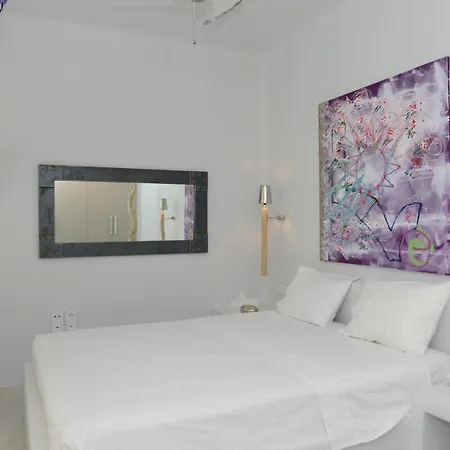 فيلة Stunning 4 Bedroom In