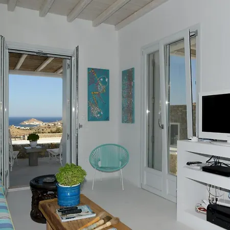 Stunning 4 Bedroom In *