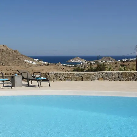 Stunning 4 Bedroom In Kalafatis