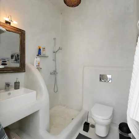 Stunning 4 Bedroom In * Kalafatis